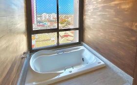 DUPLEX com Hidromassagem total de 02 QUARTOS e Vista MAR